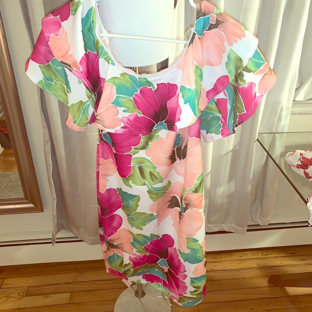 Floral off the shoulder mini dress.